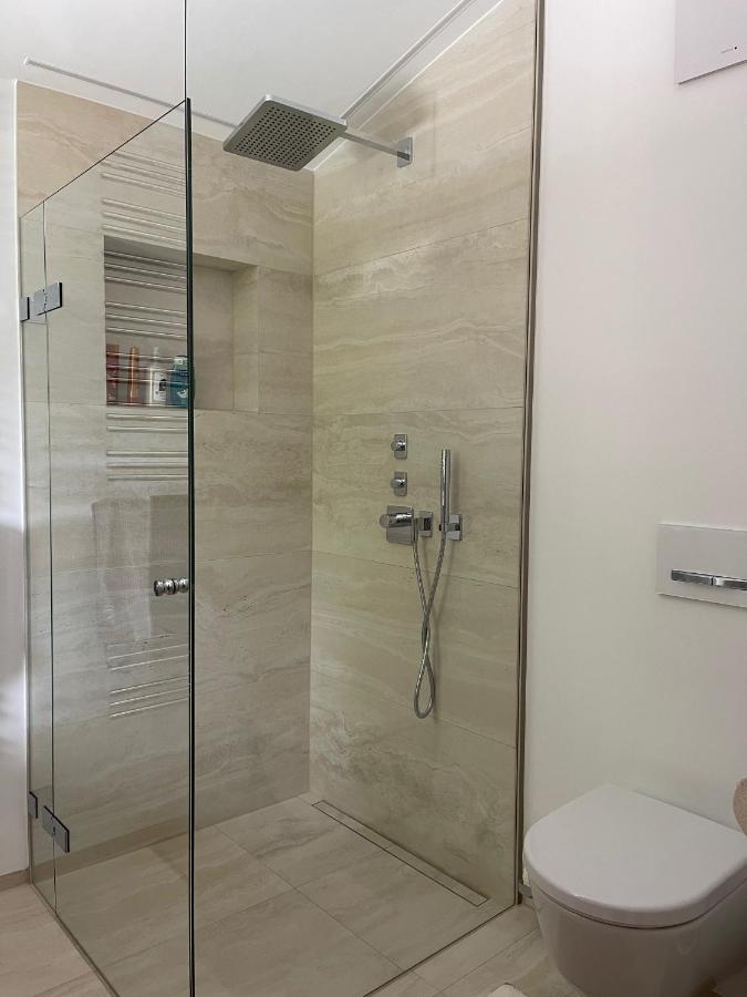 דירות Modern Living סנט גילגן מראה חיצוני תמונה